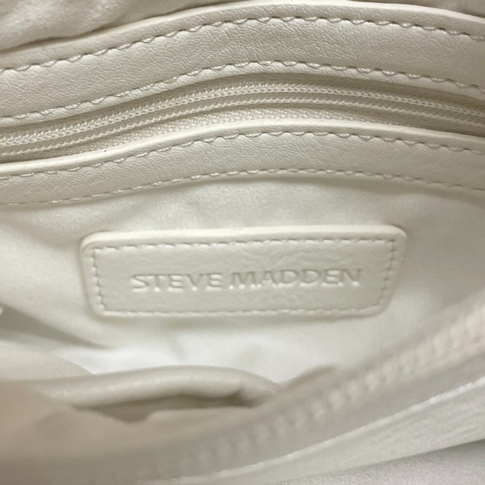 Steve Madden Medium Size Cream Color Faux Leather Bag w/Silver Accents - Picture 6 of 14
